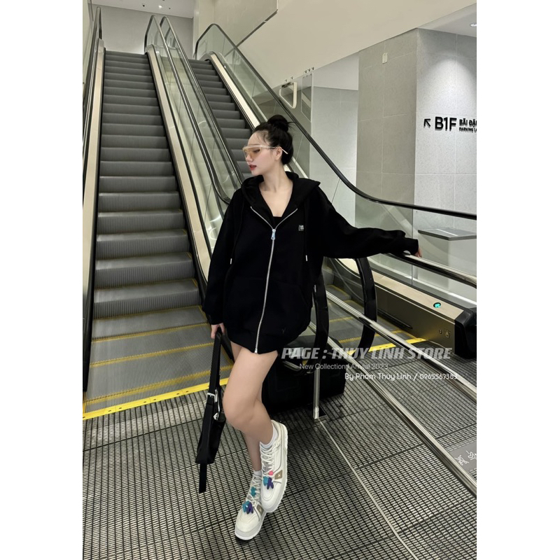 Khoác nỉ kèm gấu cài hàng khoá sắt