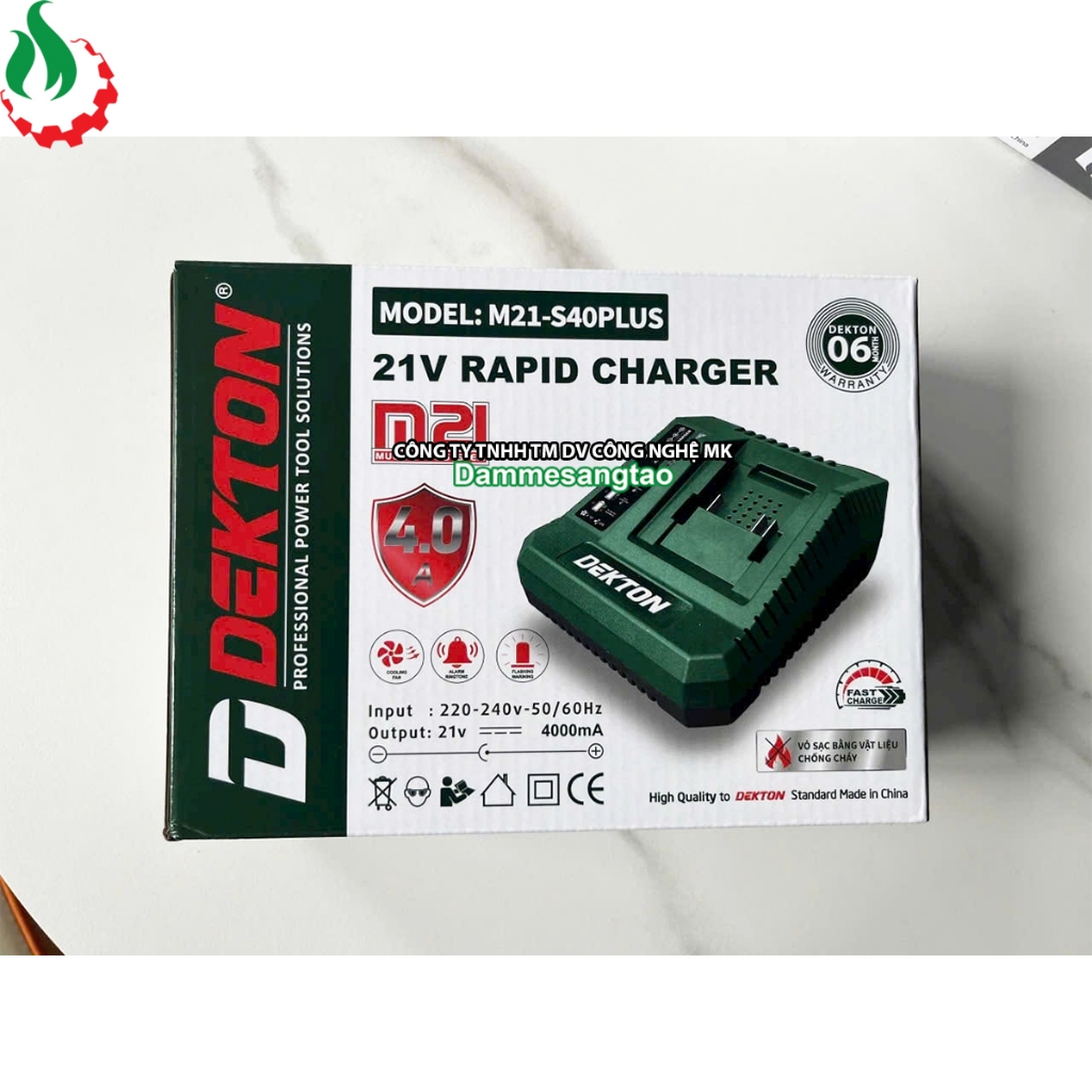 Sạc pin Dekton 21V M21-S40Plus  chân pin Makita