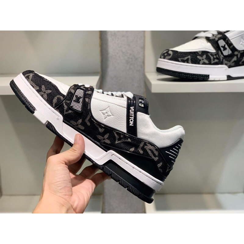 Giày Lv Louis Vuitton Trainer Black White, Giày Thể Thao Lv Đen Trắng Nam Nữ Hot Trend
