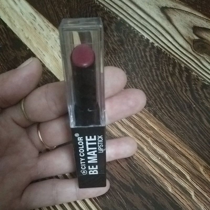 Thanh lý SON XỊN CÁC LOẠI:  HOLIKA/ w.lab Velvet 3g /City Color Be Matte