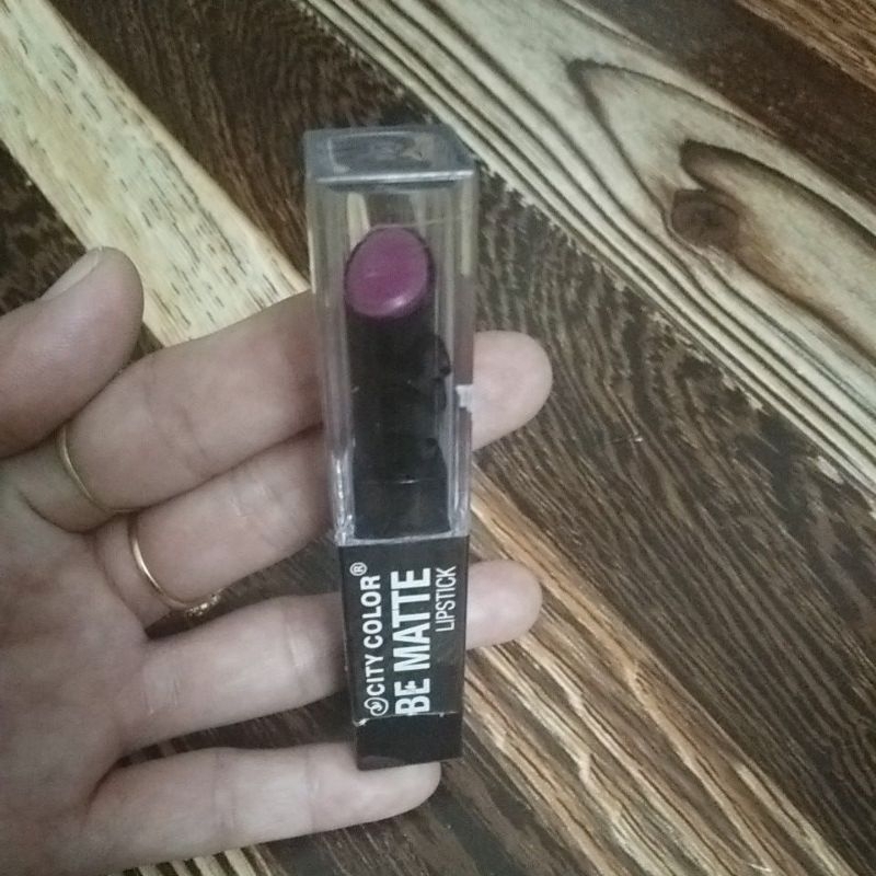 Thanh lý SON XỊN CÁC LOẠI:  HOLIKA/ w.lab Velvet 3g /City Color Be Matte