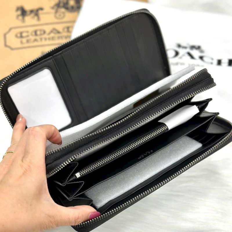 Ví cầm tay Co4ch cho nam