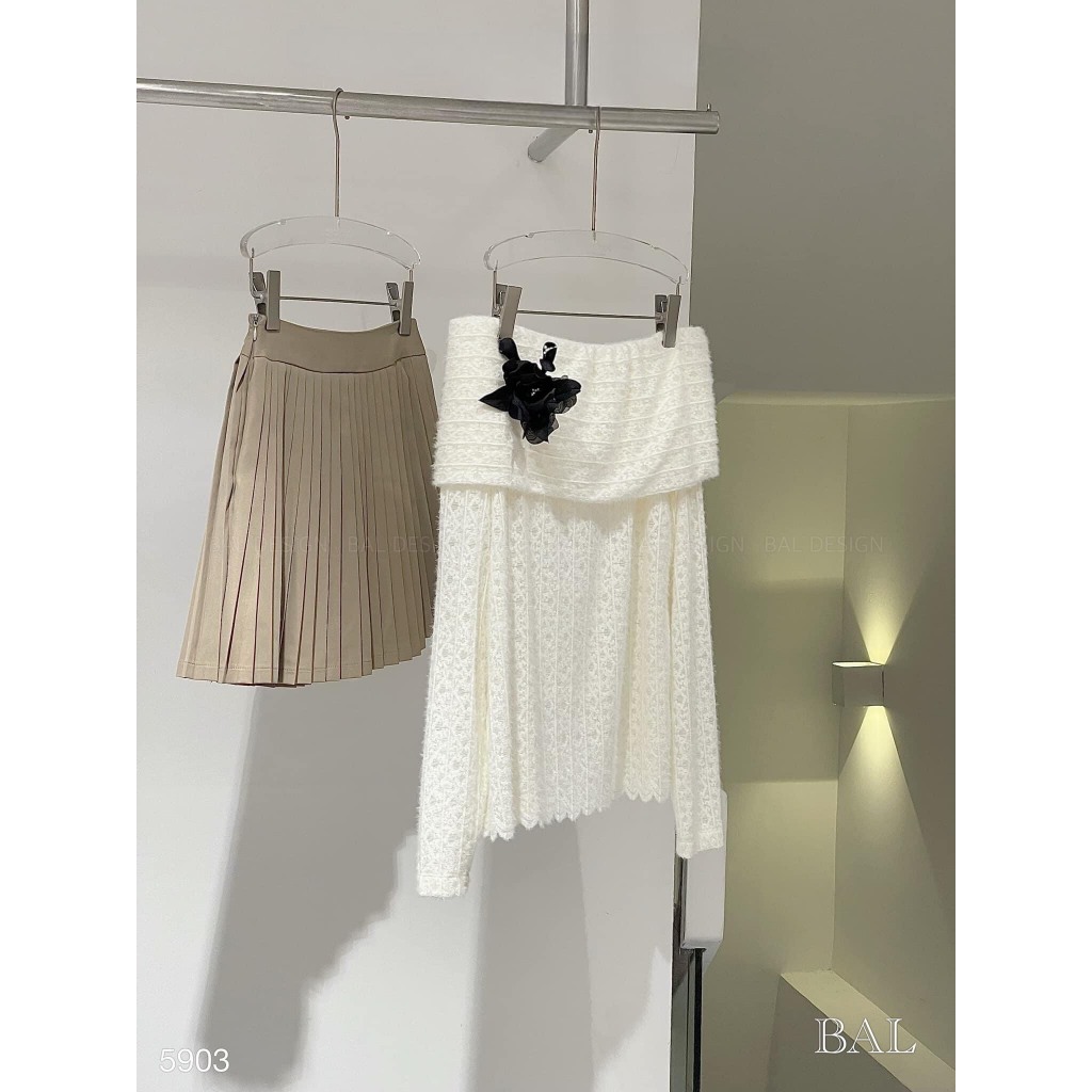 Set áo Len ren mix chân váy dập ly kèm tag Hoa hot hit