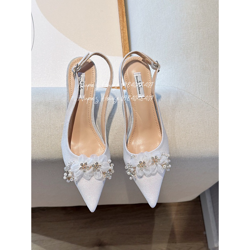 Giày cao gót màu trắng, giày cưới 2023