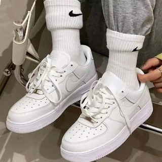 （Giầy nike chính hãng）Giày thể thao unisex fashion Air Force 1LOW White AF1 cổ thấp chịu mài màu trắng giày nike af1