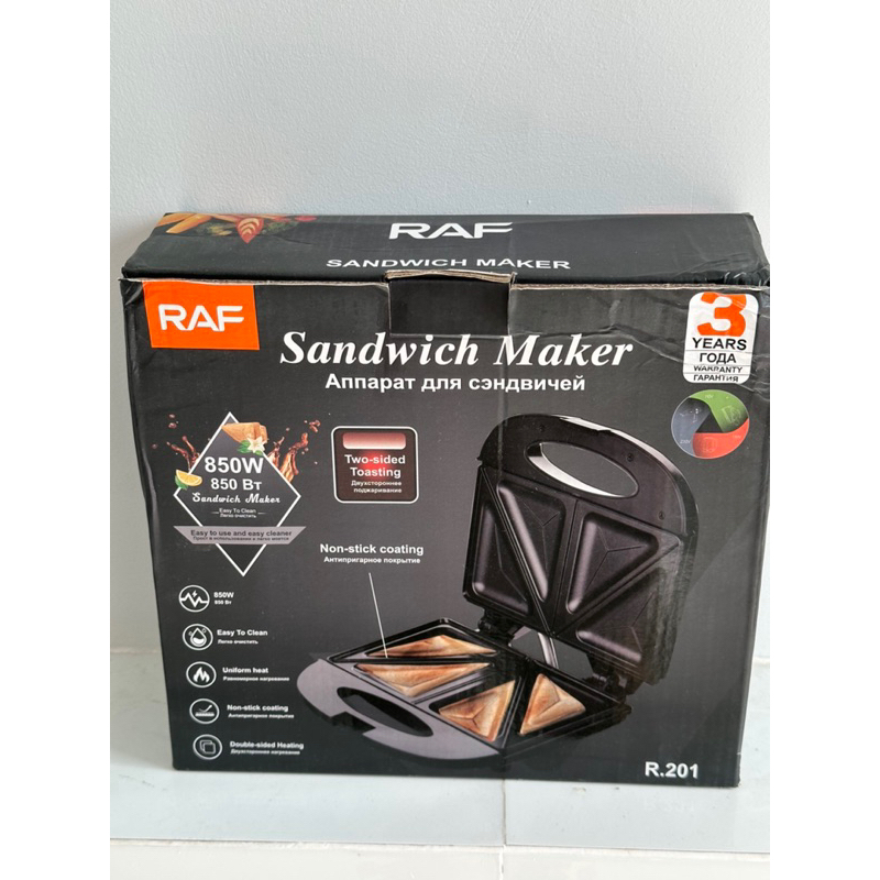 Máy Hotdog RAF modem R.201 dành cho kinh doanh ,khuôn đáy cạn giúp  tiết  kiệm  bột  và mau  chín  bánh.