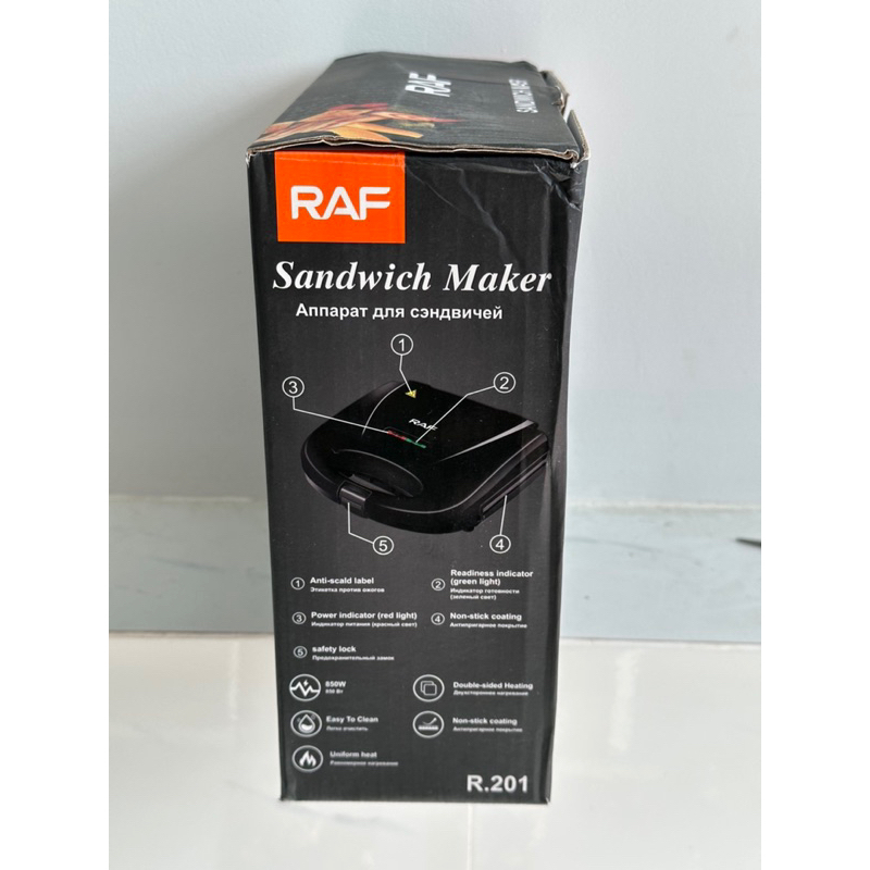 Máy Hotdog RAF modem R.201 dành cho kinh doanh ,khuôn đáy cạn giúp  tiết  kiệm  bột  và mau  chín  bánh.