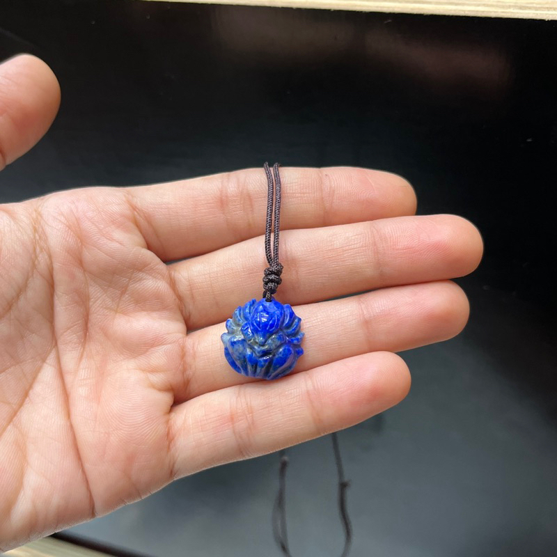 Mặt dây chuyền hồ ly 9 đuôi lapis
