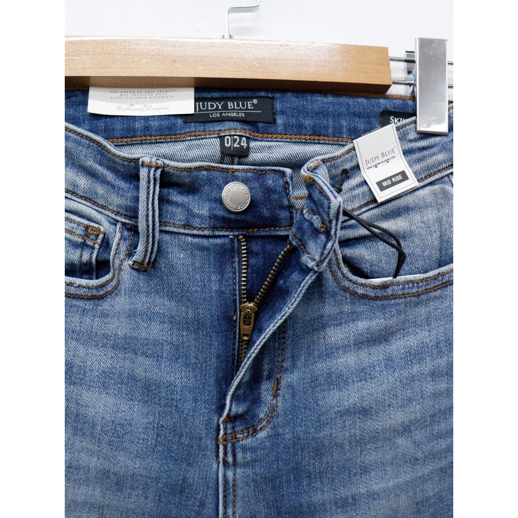 C3068 - 	Quần jean skinny wash