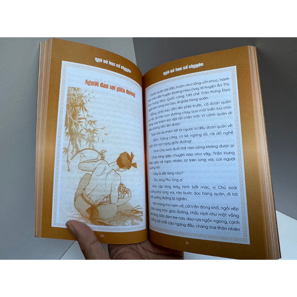 Sách - (Tranh minh hoạ) Kể chuyện lịch sử cho tuổi thơ  - Nhà sử học Lê Văn Lan – HanoiBooks