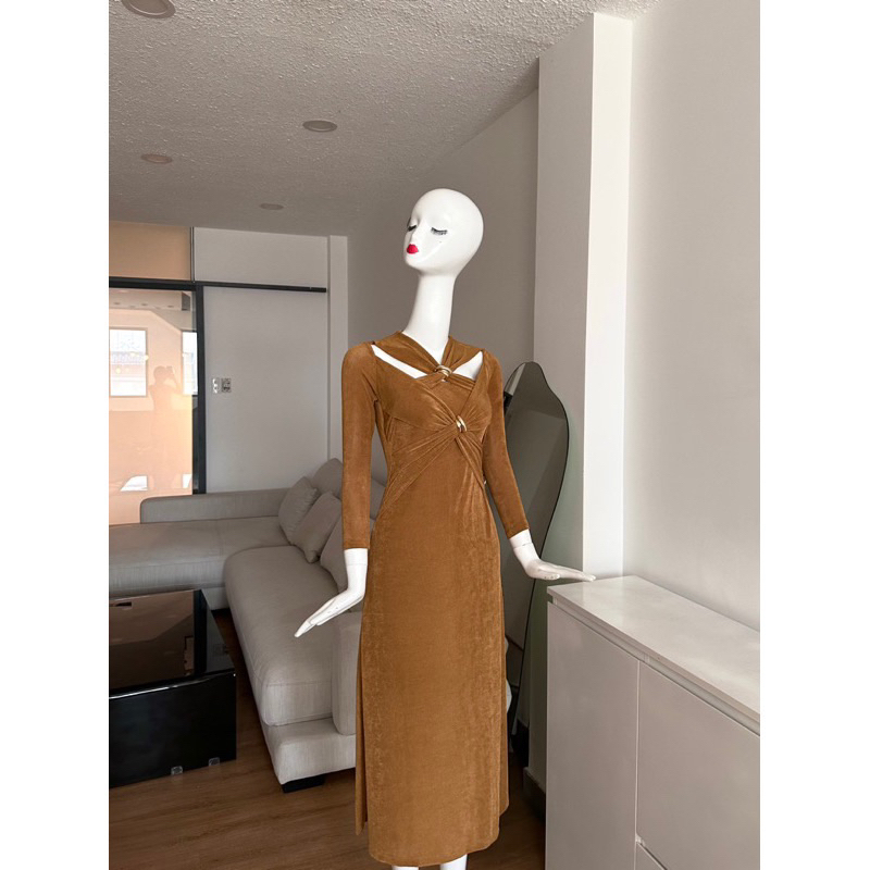 Vải phối khoen Diva Dress