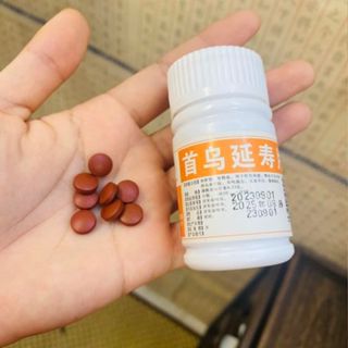 Hộp 100 viên uống hà thủ ô