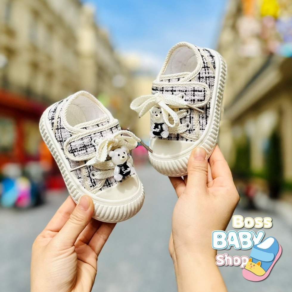 Giày thể thao bata cho bé trai bé gái dáng lười quai dán ngang thời trang và họa tiết gấu đáng yêu chất dạ