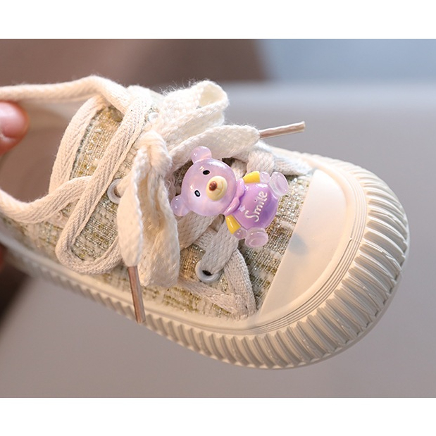 Giày thể thao bata cho bé trai bé gái dáng lười quai dán ngang thời trang và họa tiết gấu đáng yêu chất dạ