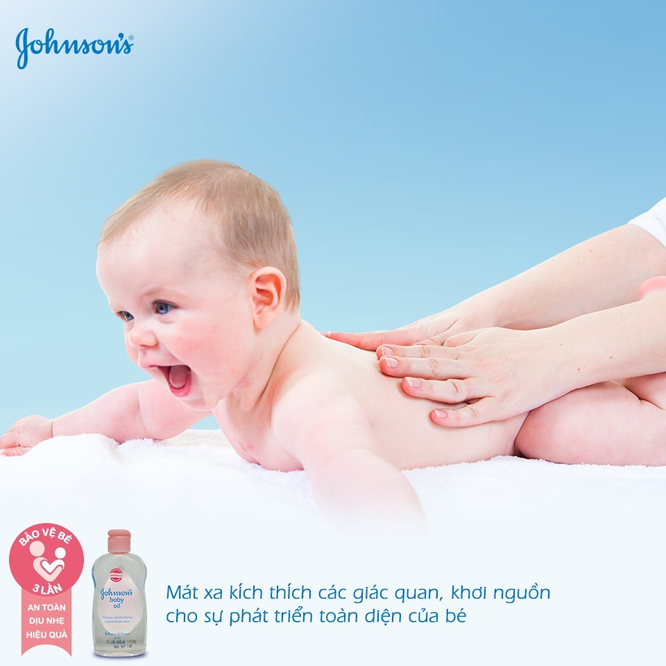 Dầu mát-xa và dưỡng ẩm Johnson's Baby Oil công thức dịu nhẹ, duy trì chức năng bảo vệ da mềm mượt