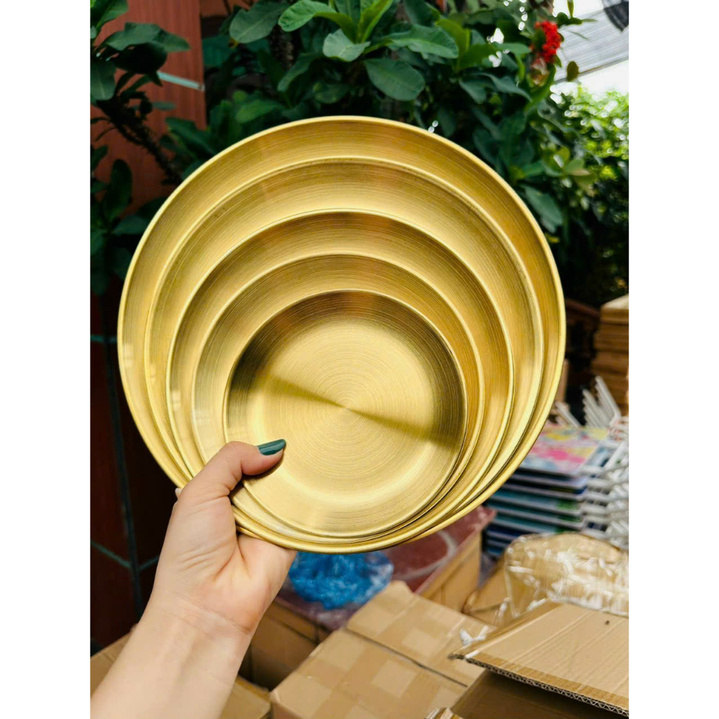 Set 5 Đĩa Inox Mạ Vàng Bày Hoa Quả, Decor. 5 Size khác nhau màu vàng sang trọng. Đường Kính 14cm 17cm 20cm 23cm 26cm