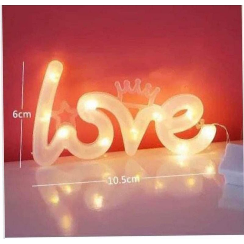 Chữ LOVE KIM TUYẾN_ Vương miện