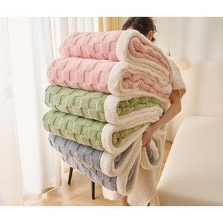 Chăn lông cừu Cosset bedding siêu ấm cỡ lớn 2mx2m3 mặt trên len thêu mặt dưới lông cừu kèm túi đựng