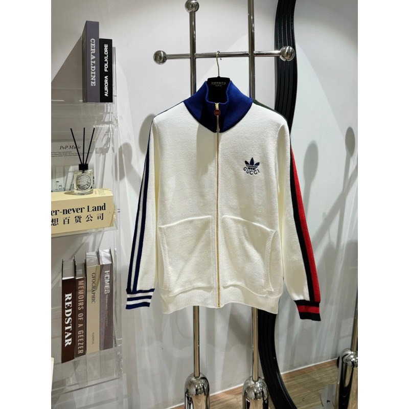 Áo Khoác Nỉ A Di Đát Hoạ Tiết Kẻ Sọc Xanh Siêu Cấp