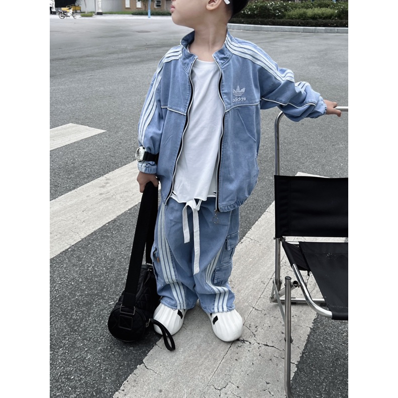 Bộ Jean thể thao Das cá tính bé trai