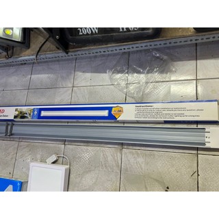 Đèn led bán nguyệt, bóng tuýp led 1m2 công suất 40W 60W ánh sáng trắng và vàng