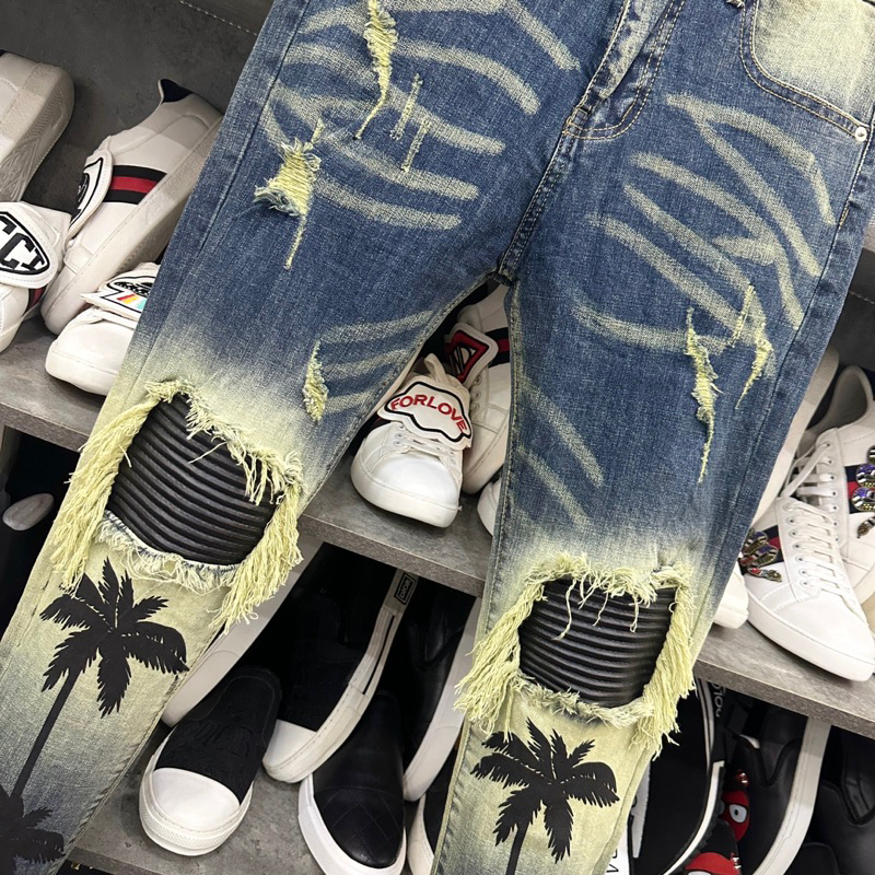 Quần Cây Dừa Amiri Gối Vá Da 4 Cúc Quần Jean Nam Amiri Slimfit Wash Xanh Vàng in hình cây dừa phối rách tua gối MS 21