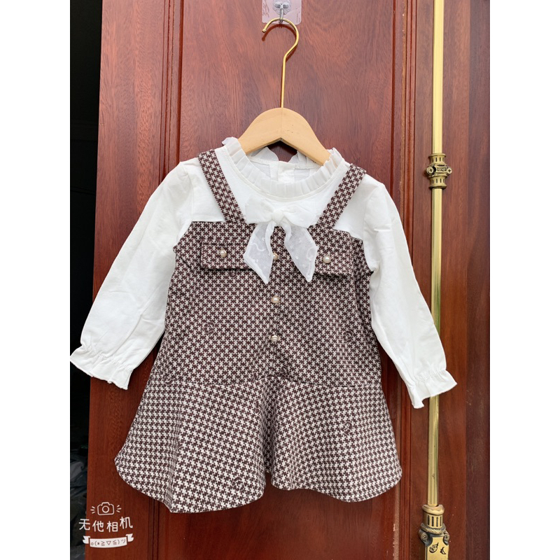 Váy bé gái quảng châu