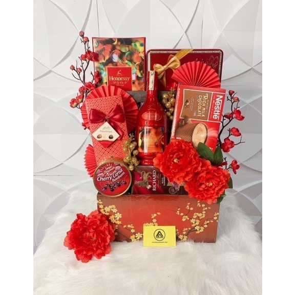 Nhánh đào cổ trang trí tết, trang trí giỏ quà tháp nước, đỏ, vàng, hồng, trắng