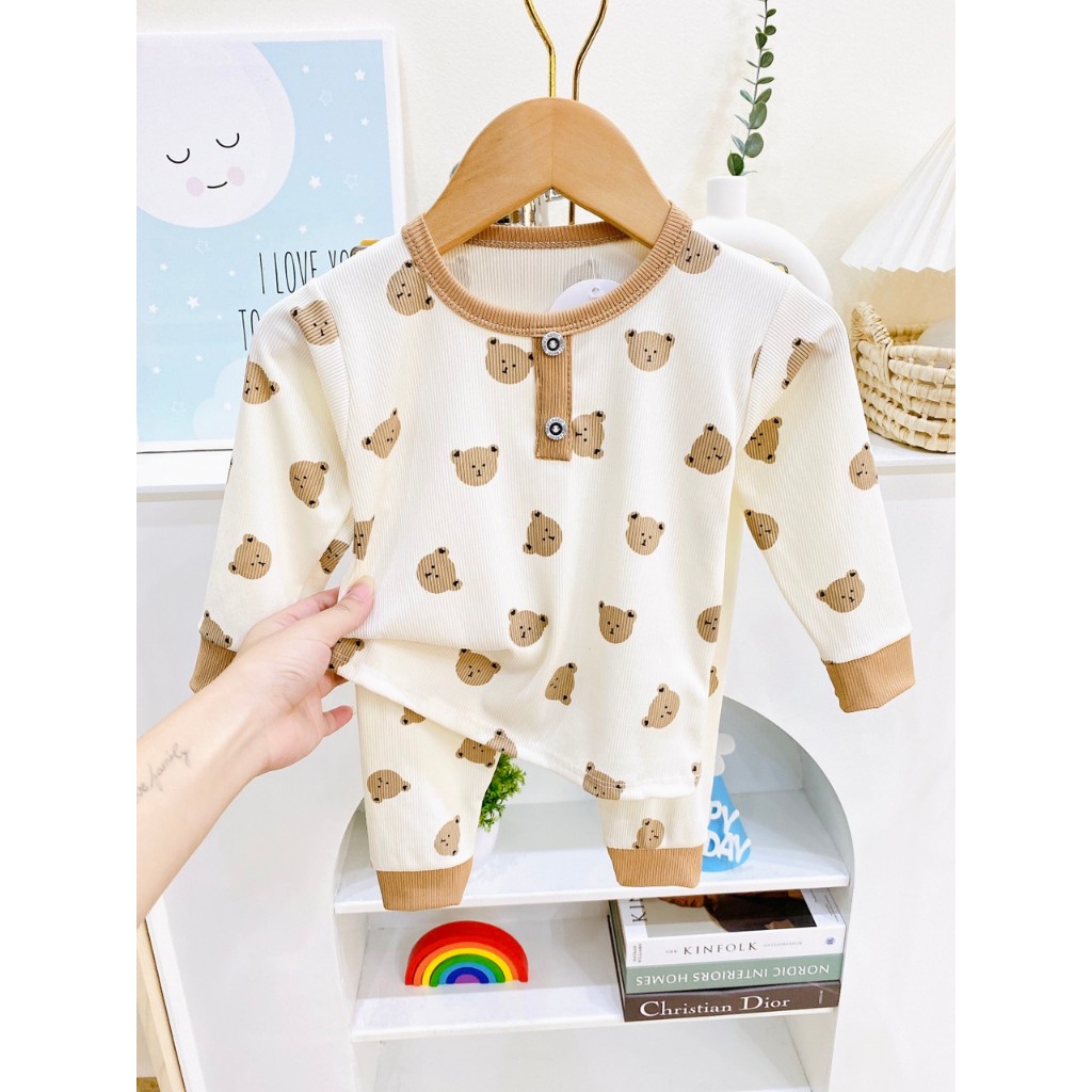 Bộ tăm in tràn nền trắng viền nâu cho bé