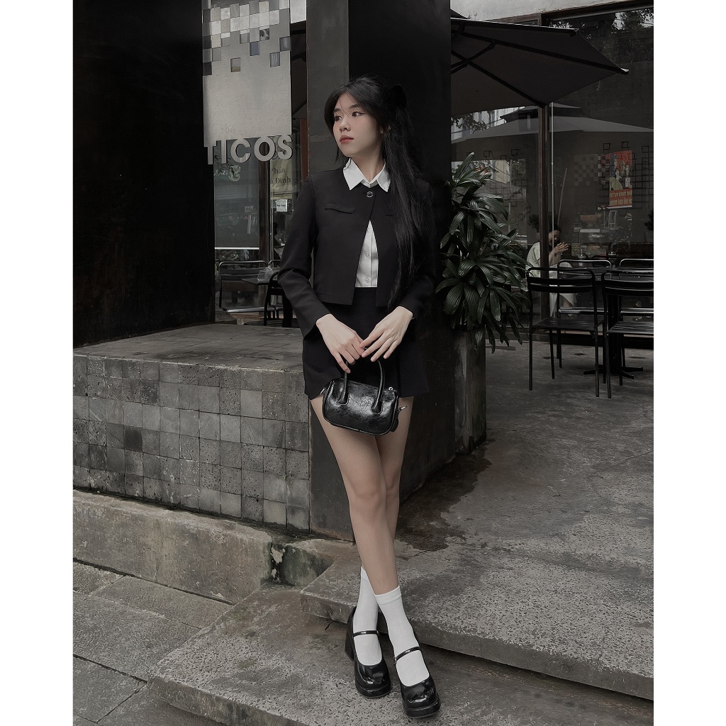 DALLA Áo blazer croptop cổ tròn