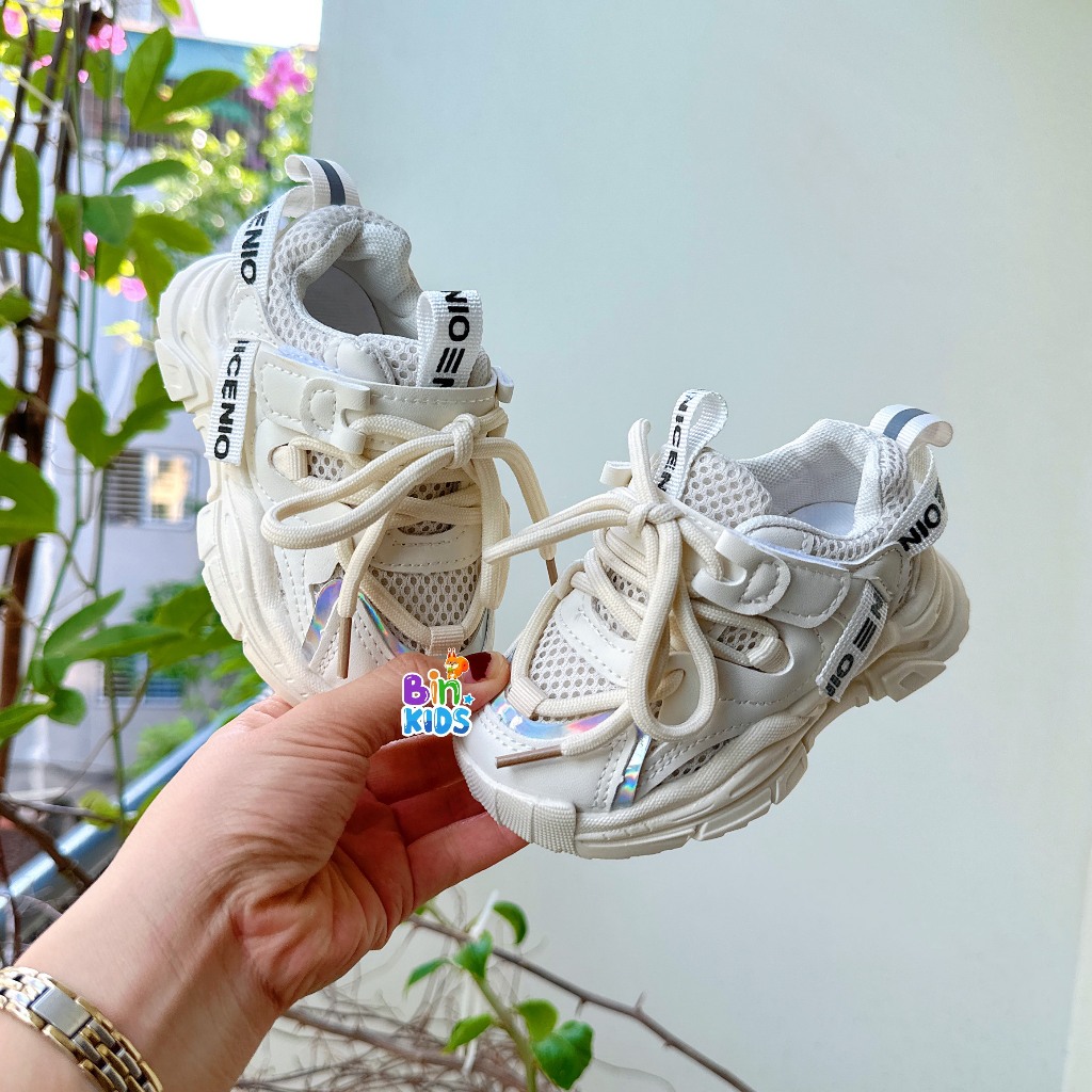 Giày Thể Thao Trẻ Em-Giày Siêu Nhẹ Khóa Dán Phối Dây Cá Tính Cho Bé Trai Bé Gái Size từ 21-30 Mã Mới 777