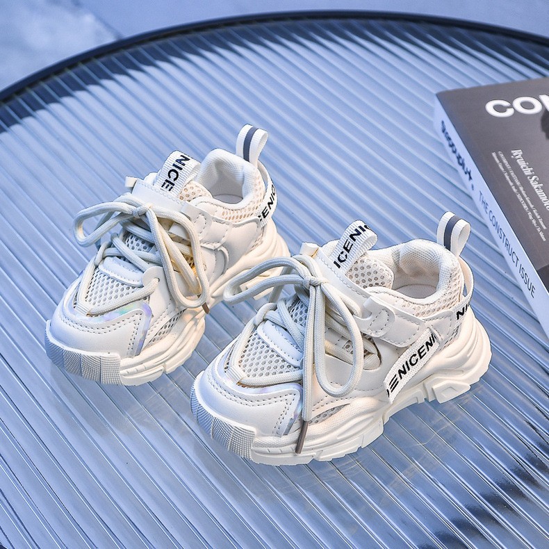 Giày Thể Thao Trẻ Em-Giày Siêu Nhẹ Khóa Dán Phối Dây Cá Tính Cho Bé Trai Bé Gái Size từ 21-30 Mã Mới 777