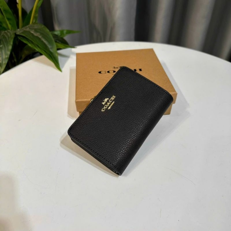 ✨✨Coach Women Short Fold Wallet✨✨ C8337, C8737🌟Mẫu ví coach gập mới đon giản, xinh xắn