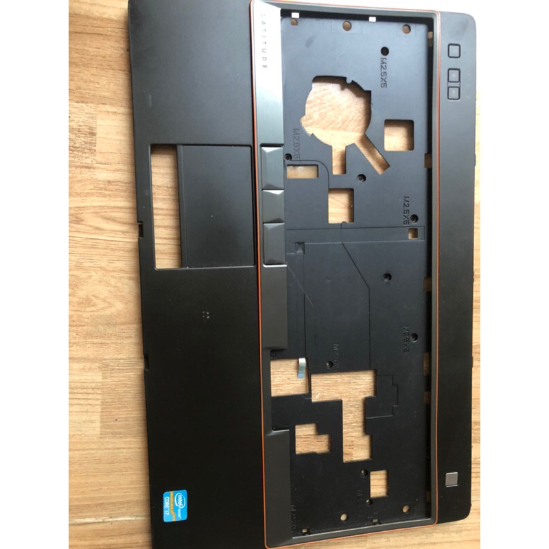 Vỏ dell e6520