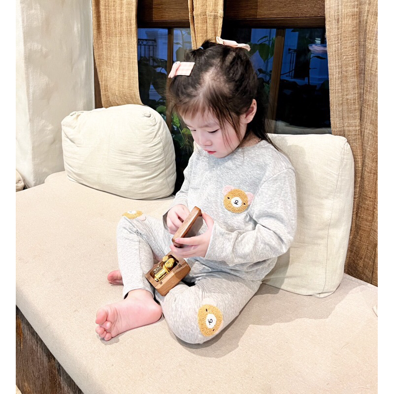 Sét 2 bộ bé gái H&M cao cấp