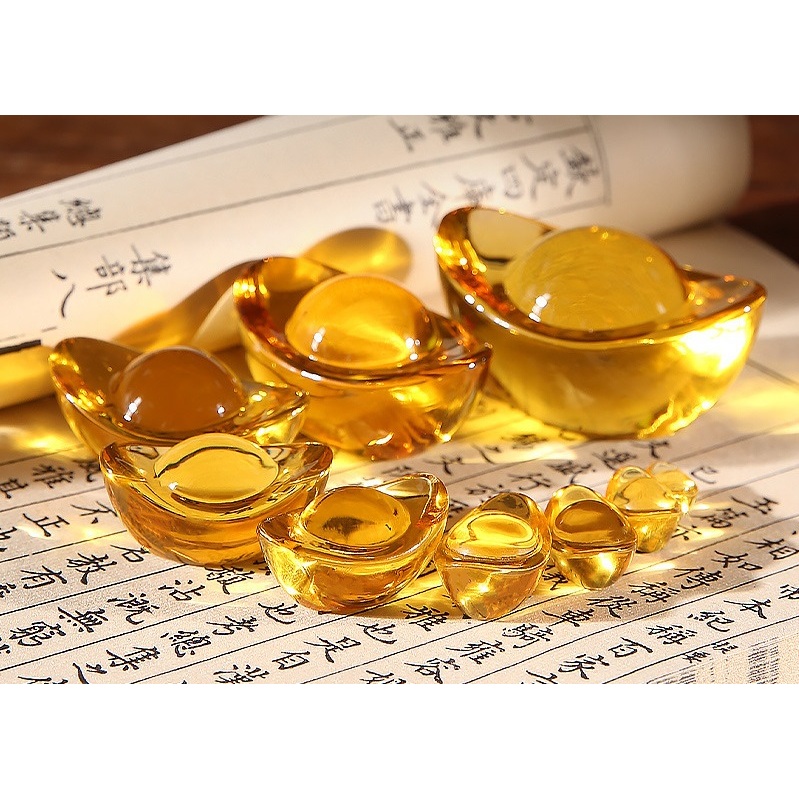 Thỏi vàng thần tài bằng pha lê, dài 2cm, chưng bày phong thủy và thờ cúng