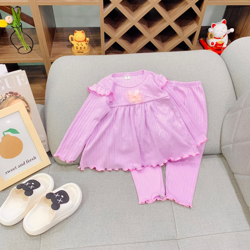 Bộ len tăm có viền cho bé gái siêu xinh