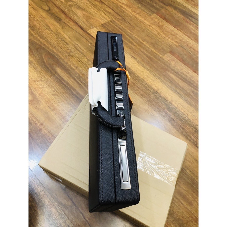 Cặp số LEAVES KING 303