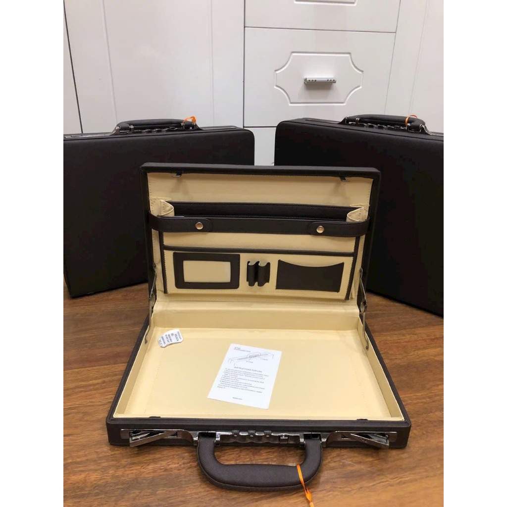 Cặp số LEAVES KING 303