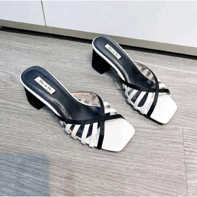 GÓT NỮ  DAY CHÉO  ĐẾ VUÔNG  CAO 5P HOT TRENDs
