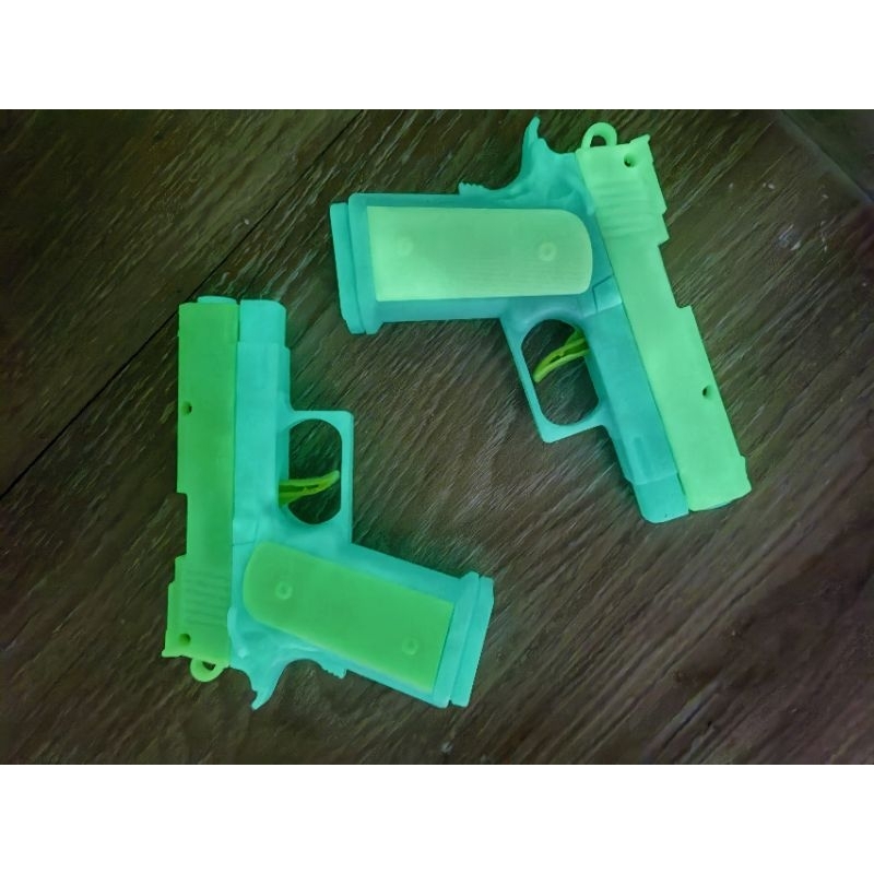 Súng đồ chơi cà rốt vô tri.đồ chơi an toàn.