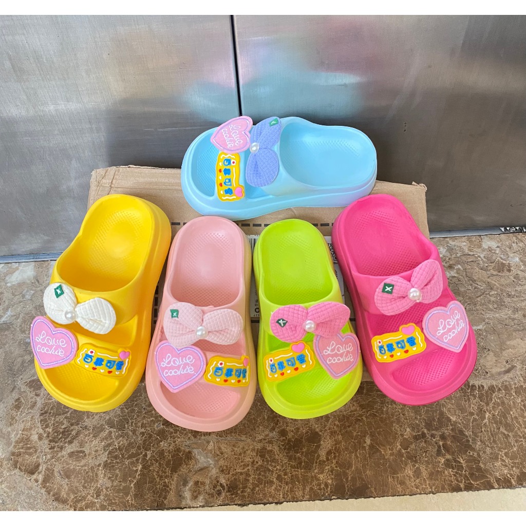 Dép cho bé dép bánh mì 2 quai đính NƠ TIM LOVE _Tăng 1 SIZE