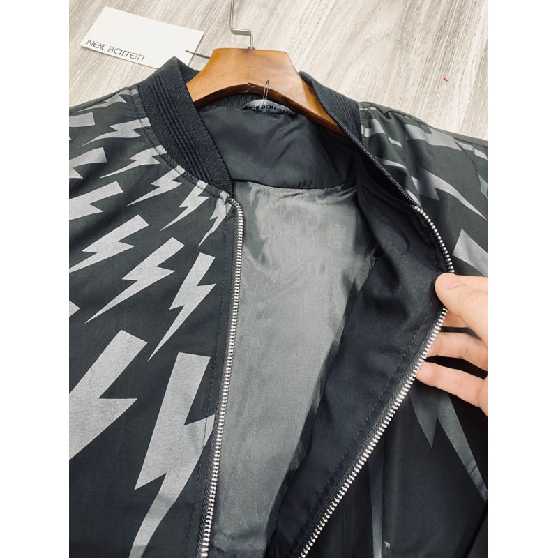 Áo khoác gió nam tia sét