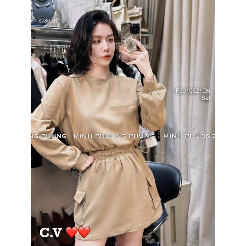 Set bộ áo thun croptop tay dài rút dây phối chân váy ngắn cá tính VIENS STORE