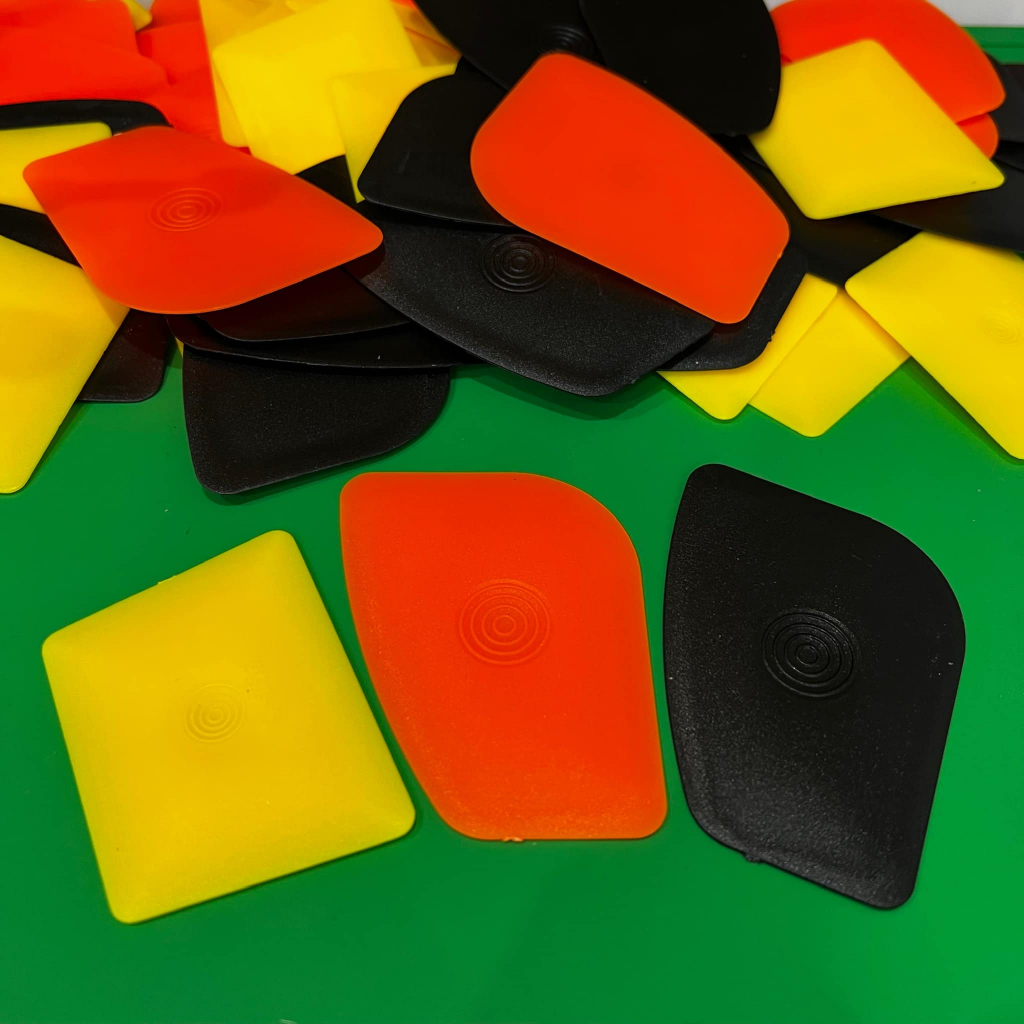 Miếng nhựa Cậy Pin