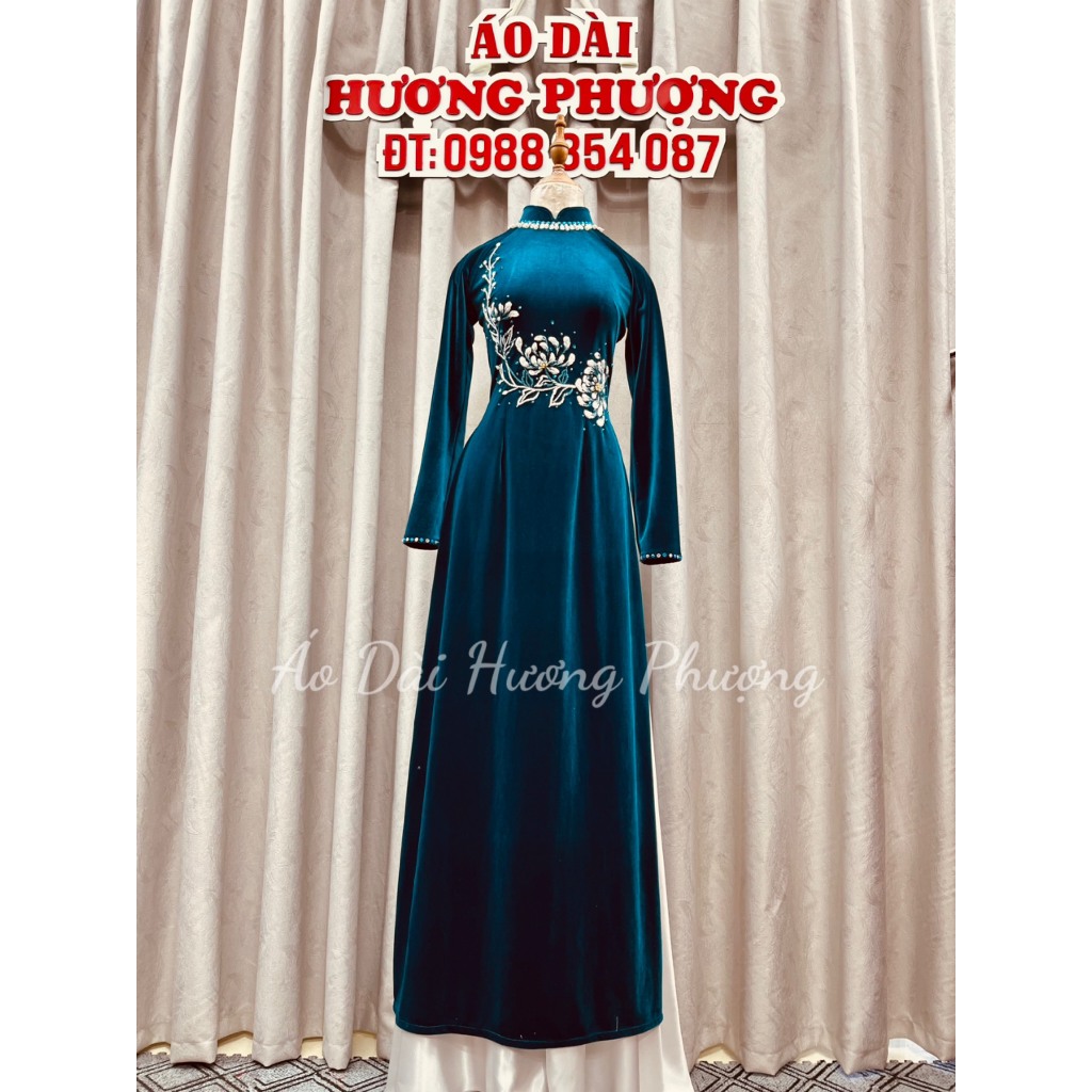 Áo Dài nhung xanh cổ vịt thêu hoa cúc - M01
