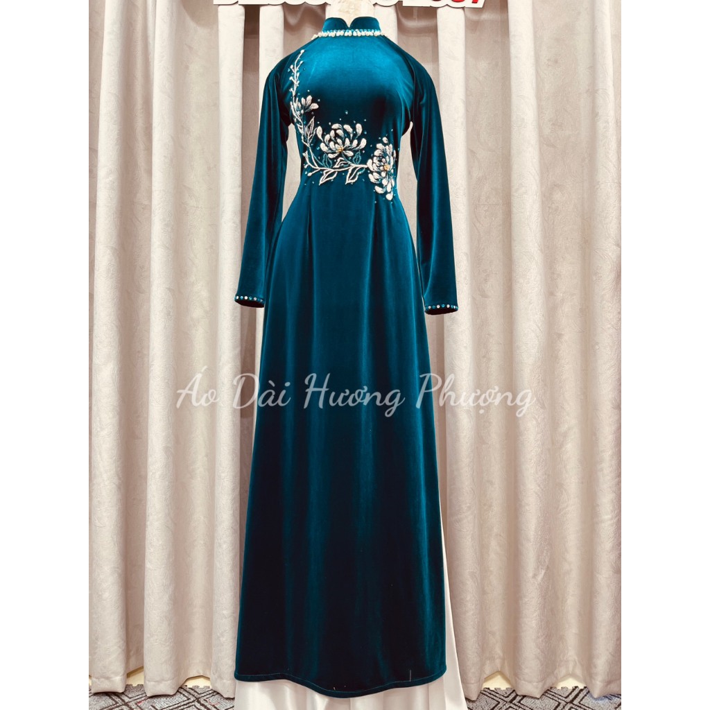 Áo Dài nhung xanh cổ vịt thêu hoa cúc - M01