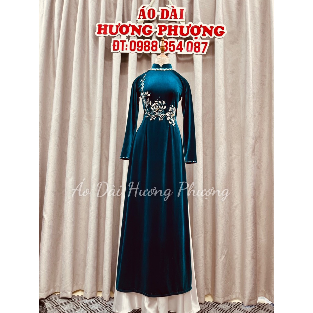 Áo Dài nhung xanh cổ vịt thêu hoa cúc - M01