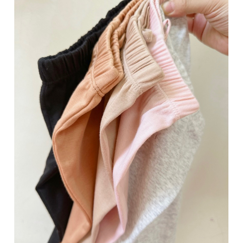 Set 5 quần dài cotton vải xuất cho bé gái siêu đẹp size từ 12-24 cân