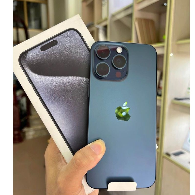 Điện thoại 15 pro.max - Máy Fullbox Pin 100. Tặng Ốp Đẹp